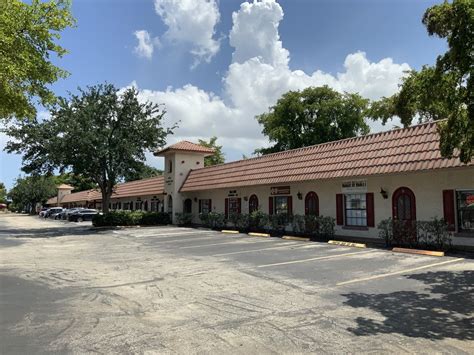 3914 W COMMERCIAL BLVD, Tamarac, FL 33309